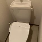 トイレタンクからの水漏れを修理しました
