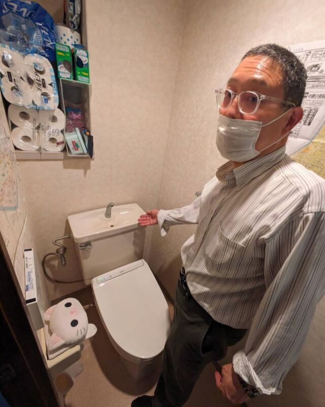 東淀川区東中島にてトイレの水漏れを修理しました。
水道トラブルでお困りの方は近畿水道サポートセンターまでお問い合わせ下さい。
運営　株式会社アイスイ
電話番号　0120194887
#水漏れ #水漏れ修理 #水道トラブル #水道修理 #水道修理業者 #トイレ水漏れ #トイレ水漏れ修理 #トイレつまり #トイレつまり修理 #大阪水道屋 #関西水道屋　#水道屋さん #いいね返し #いいね返します #フォロバ #フォローバックします#住之江区水道修理 #住之江区水道トラブル#東淀川区水道屋　#東淀川水道屋