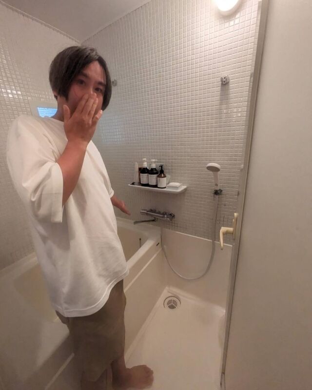 西宮市山口町にて浴室蛇口の水漏れを修理しました。
水道トラブルでお困りの方は近畿水道サポートセンターまでお問い合わせ下さい。
運営　株式会社アイスイ
電話番号　0120194887
#水漏れ #水漏れ修理 #水道トラブル #水道修理 #水道修理業者 #トイレ水漏れ #トイレ水漏れ修理 #トイレつまり #トイレつまり修理 #大阪水道屋 #関西水道屋　#水道屋さん #いいね返し #いいね返します #フォロバ #フォローバックします#西宮市水道屋　#西宮市イベント #西宮市水道トラブル　#西宮市水道トラブル