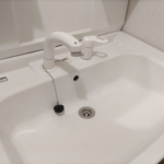 洗面所の水漏れを修理してもらいました