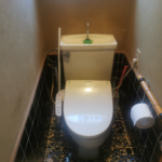 夜中にトイレが水浸しに...