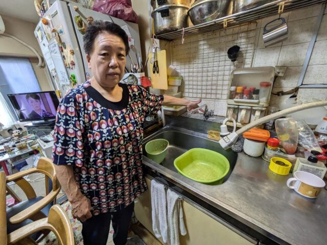 茨木市玉櫛にて台所蛇口の水漏れを修理しました。
水道トラブルでお困りの方は近畿水道サポートセンターまでお問い合わせ下さい。
運営　株式会社アイスイ
電話番号　0120194887
#水漏れ #水漏れ修理 #水道トラブル #水道修理 #水道修理業者 #トイレ水漏れ #トイレ水漏れ修理 #トイレつまり #トイレつまり修理 #大阪水道屋 #関西水道屋　#水道屋さん #いいね返し #いいね返します #フォロバ #フォローバックします#蛇口交換 #蛇口修理 #水つまり #水つまり修理 #高収入 #高収入求人 #高待遇 #働きやすい環境づくり