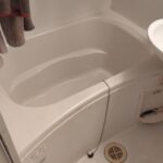 浴室排水口のつまりを修理